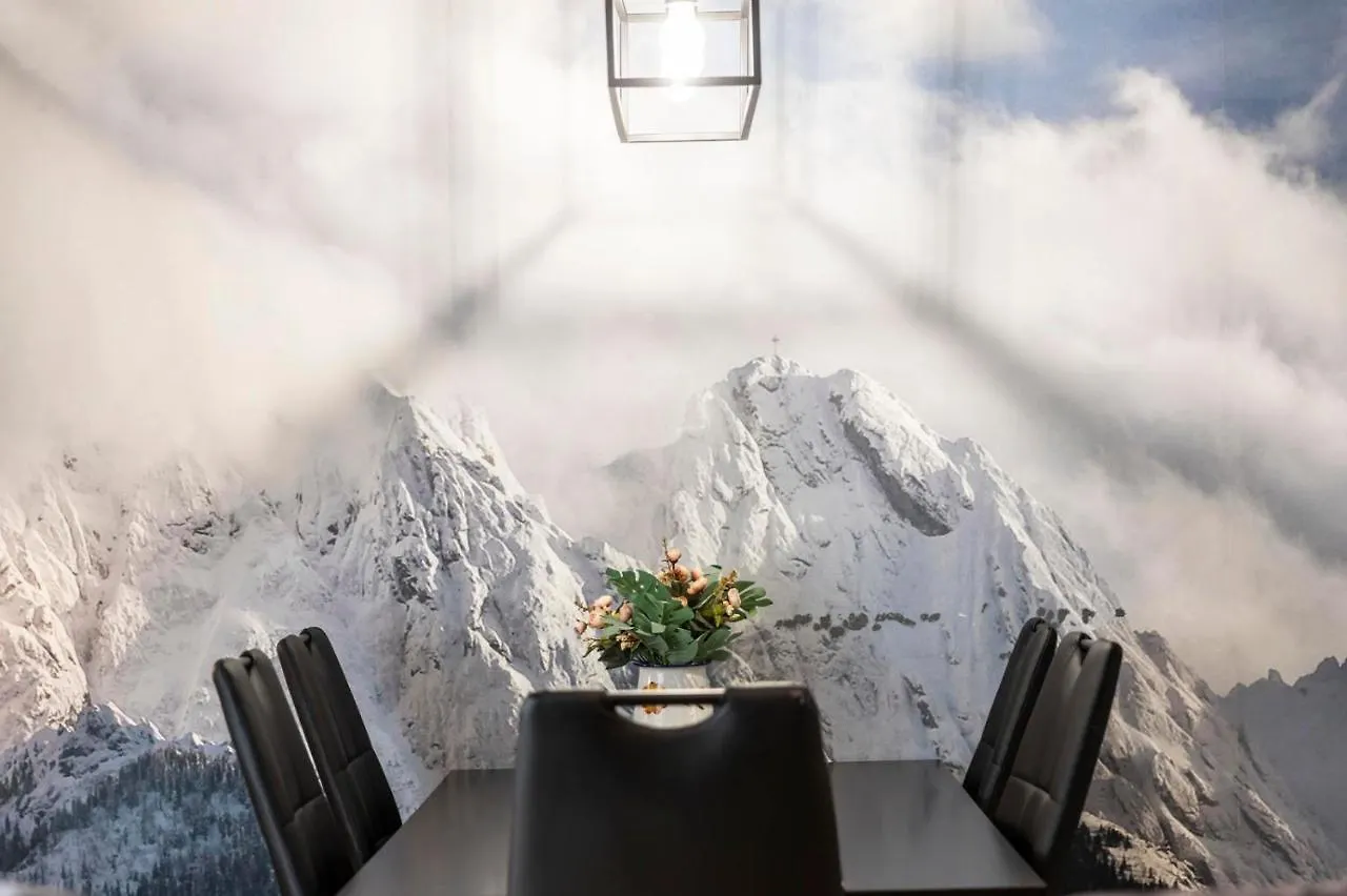 Apartment Tatrytop Apartament Wiater Halny Zakopane Poland