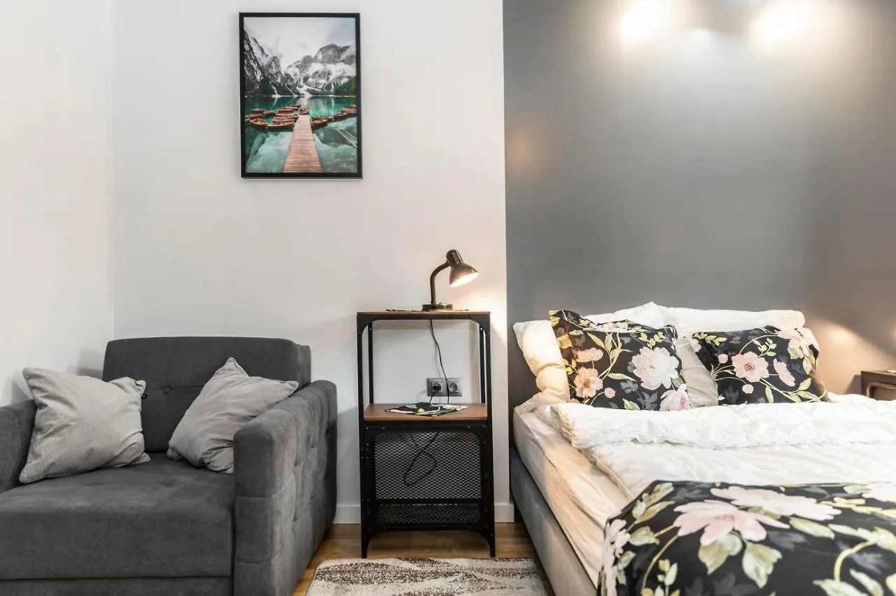 Apartment Tatrytop Apartament Wiater Halny Zakopane Poland
